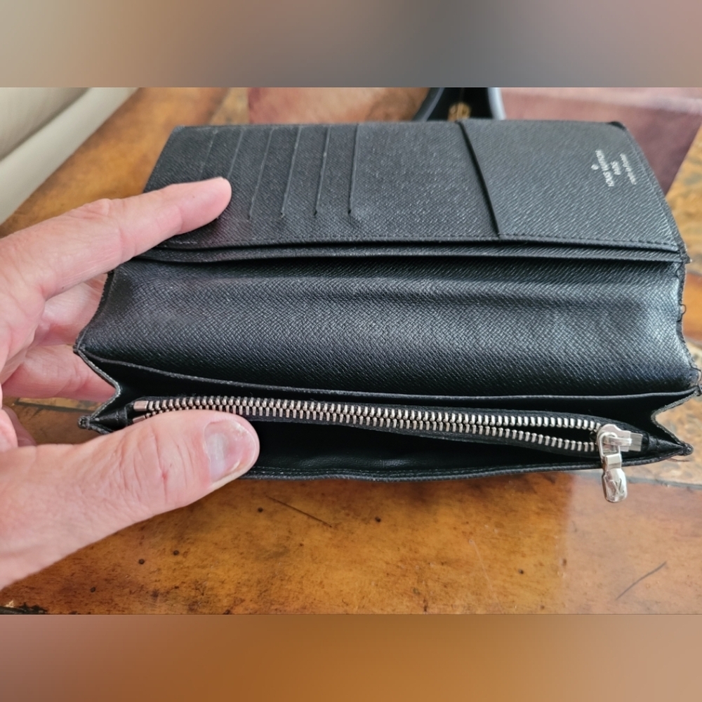 LOUIS VUITTON GRAPHITE LONG Wallet - Picture 9 of 9